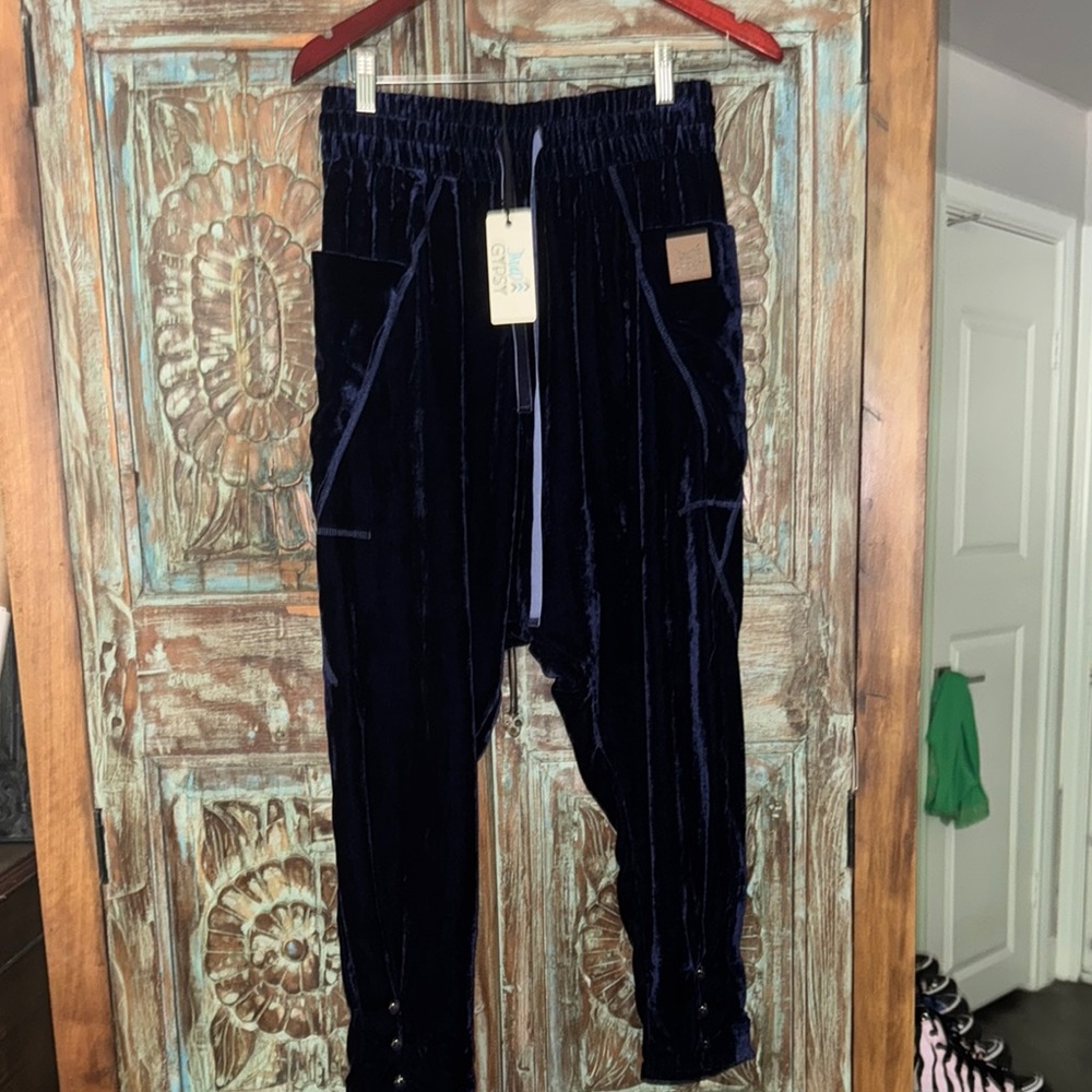Jaded Gypsy Velvet/ Silk Jogger Harem Pants in Deep Navy. NWT. S/M
